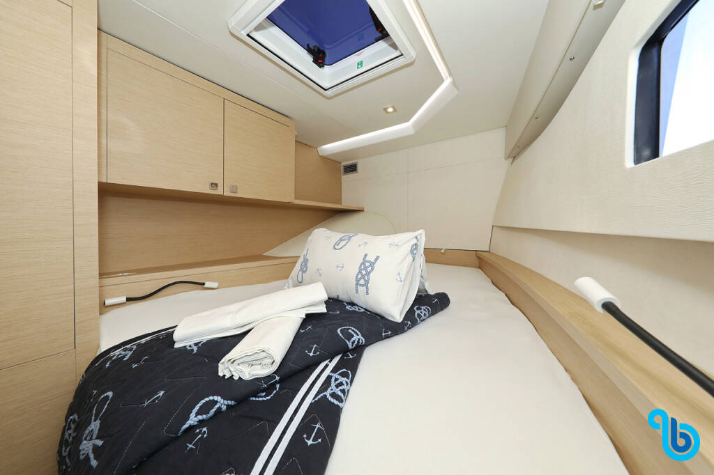 Fountaine Pajot MY 37, Marketka