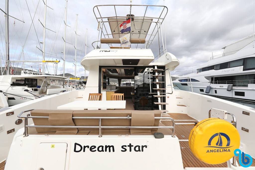 Fountaine Pajot MY 37, DREAM STAR