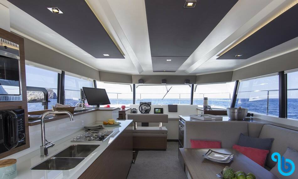 Fountaine Pajot MY 37, PLUTON_DB