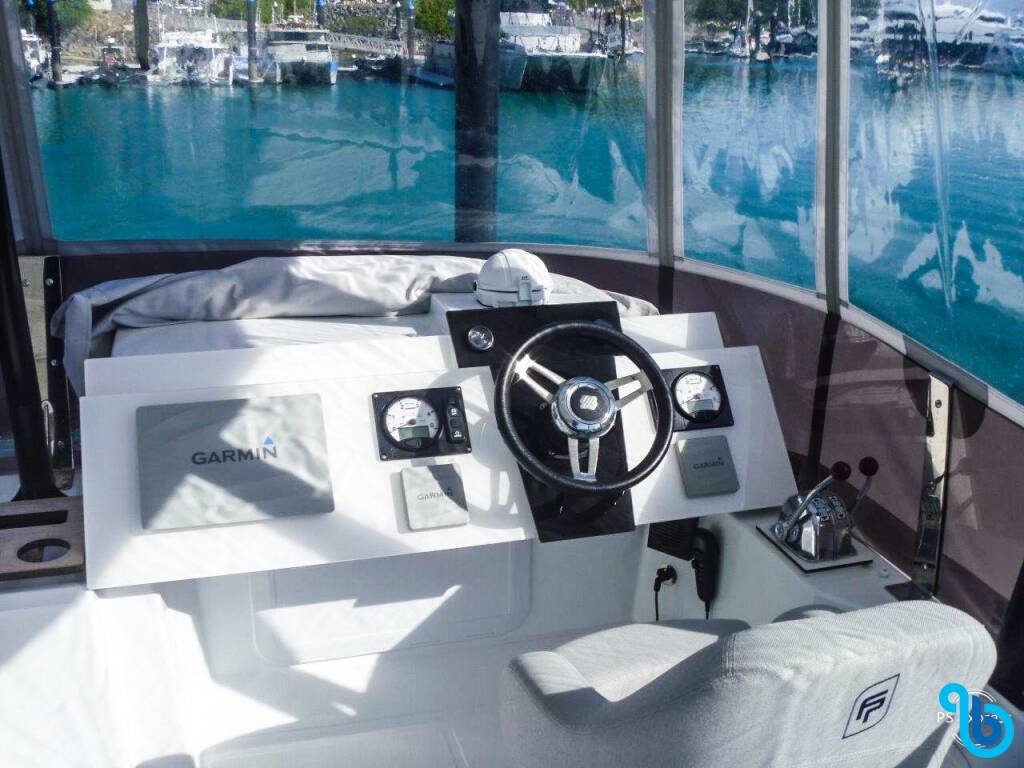 Fountaine Pajot MY 37, PLUTON_DB