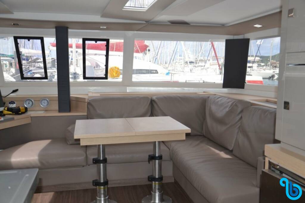 Fountaine Pajot Saona 47 (Quintet), PENFRET **