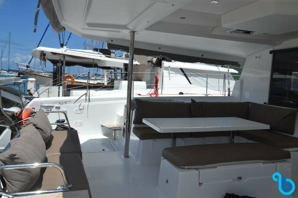 Fountaine Pajot Saona 47 (Quintet), CIGOGNE **