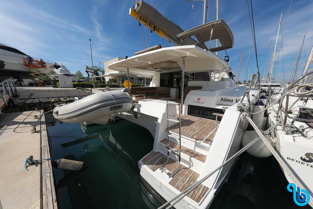 Fountaine Pajot Saona 47 (Quintet), NINA V