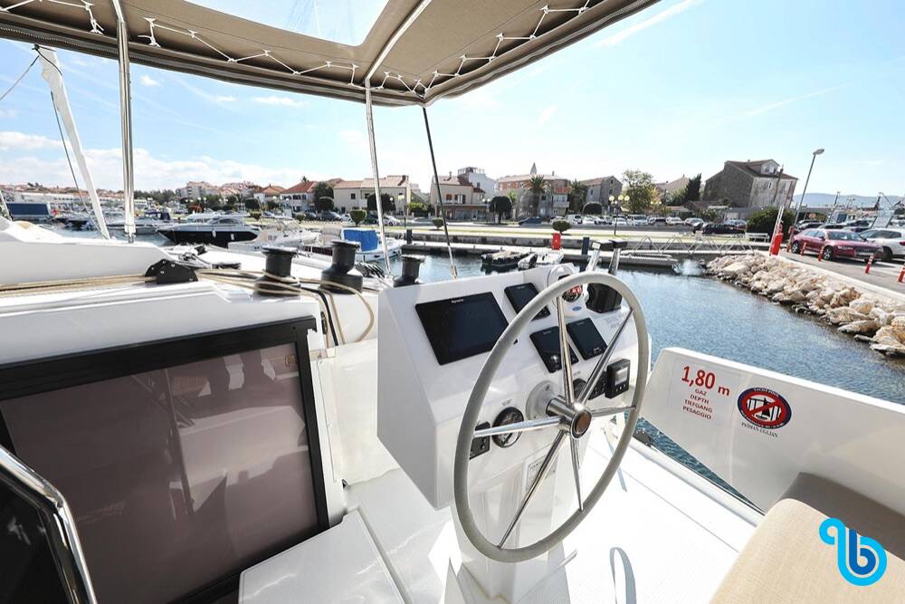 Fountaine Pajot Saona 47 (Quintet), FEE