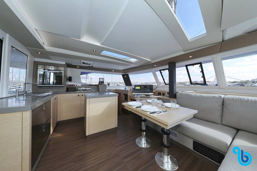 Fountaine Pajot Saona 47 (Quintet), FEE