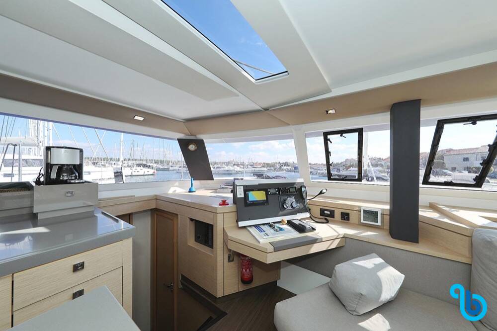 Fountaine Pajot Saona 47 (Quintet), FEE