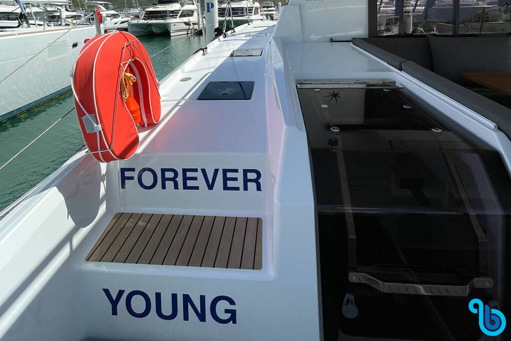 Fountaine Pajot - Tanna 47, Forever Young