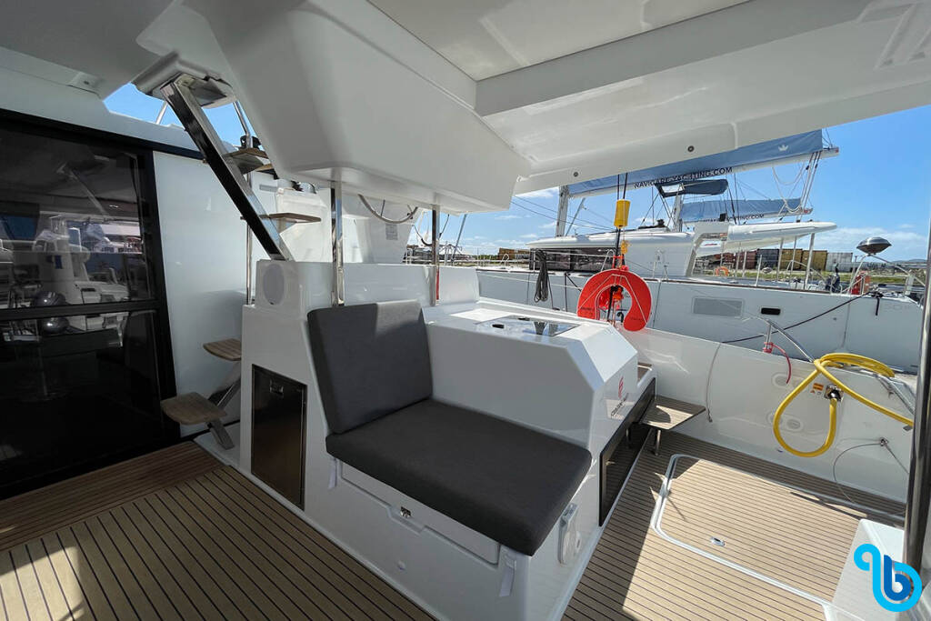 Fountaine Pajot - Tanna 47, Forever Young