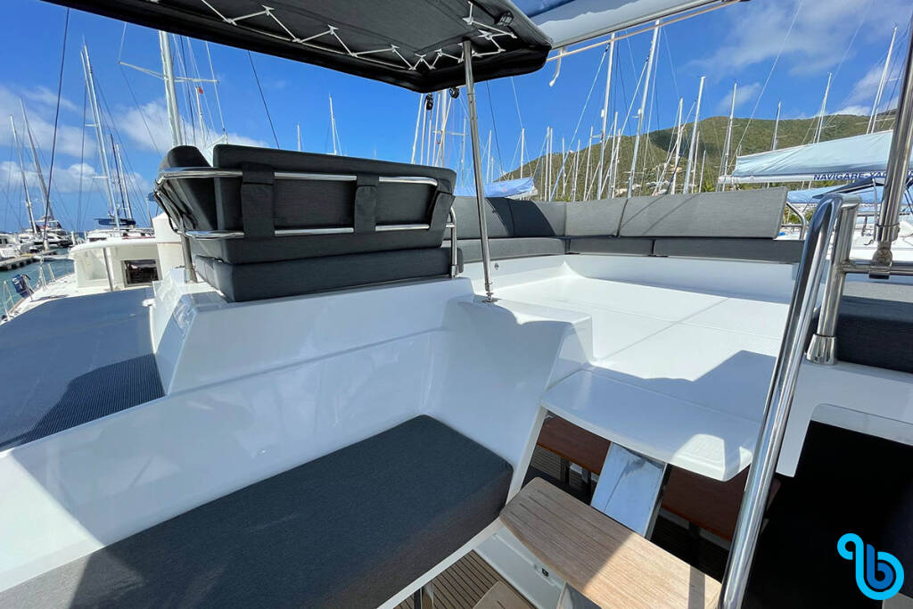 Fountaine Pajot - Tanna 47, Forever Young