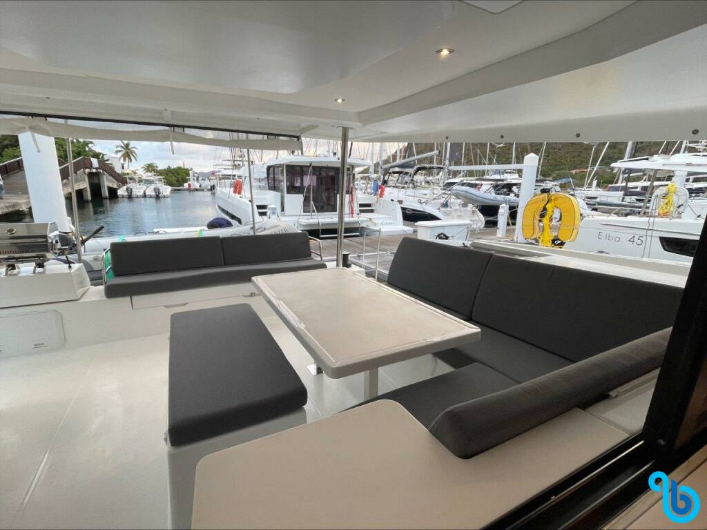 Fountaine Pajot Tanna 47, Stargazer