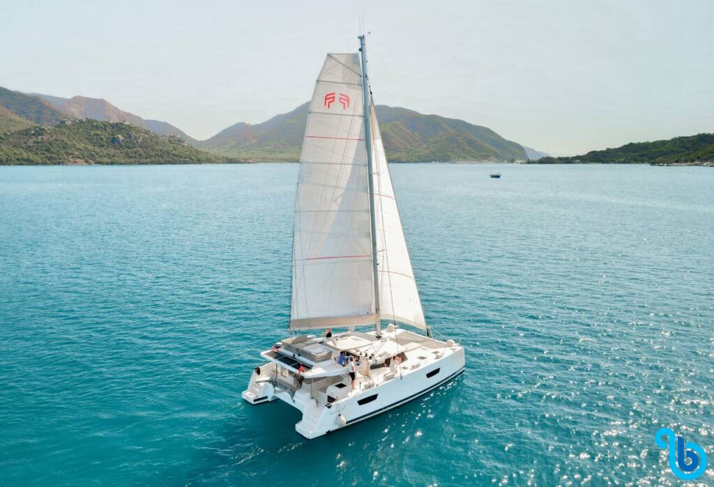 Fountaine Pajot Tanna 47, Angara