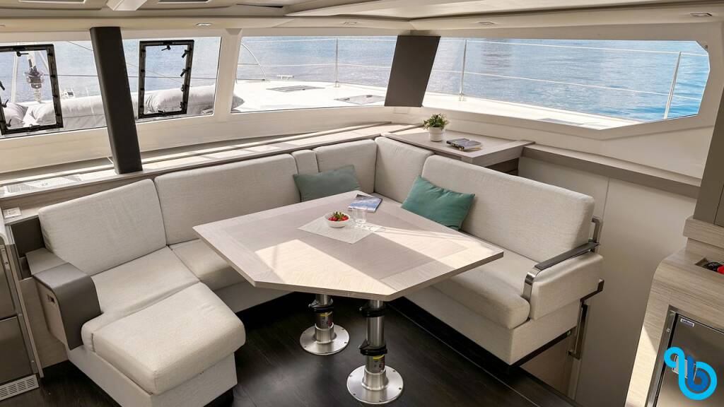 Fountaine Pajot Tanna 47, Smart Way