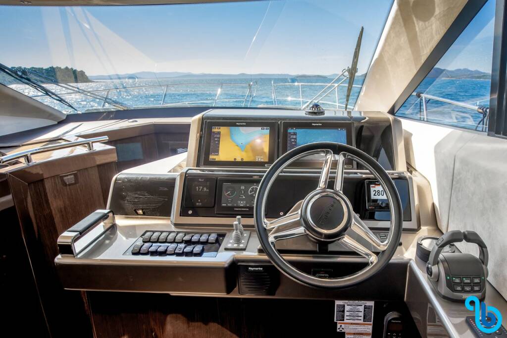 Galeon 420, Amber Blue