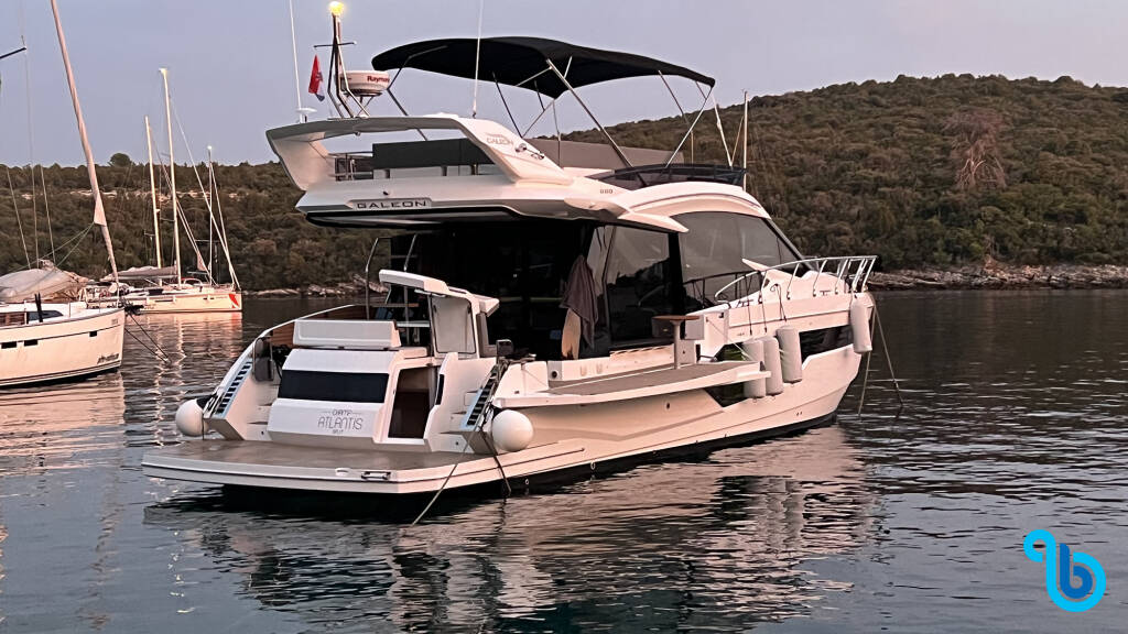 Galeon 500 Fly, 