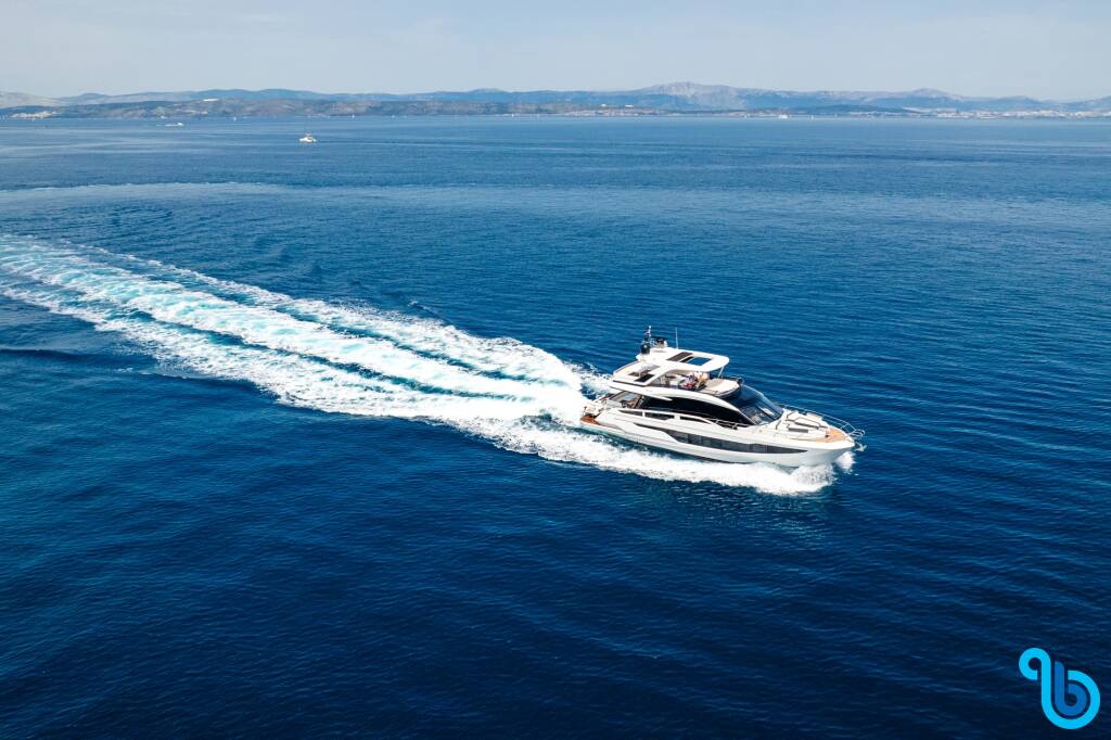 Galeon 640 Fly, FGstar