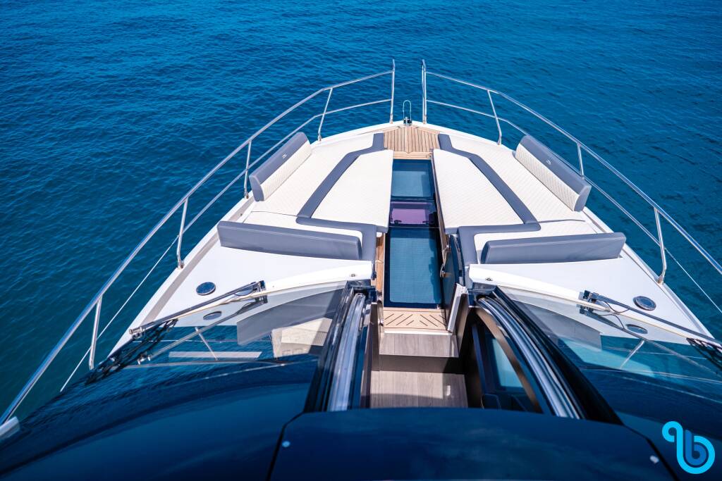 Galeon 640 Fly, FGstar