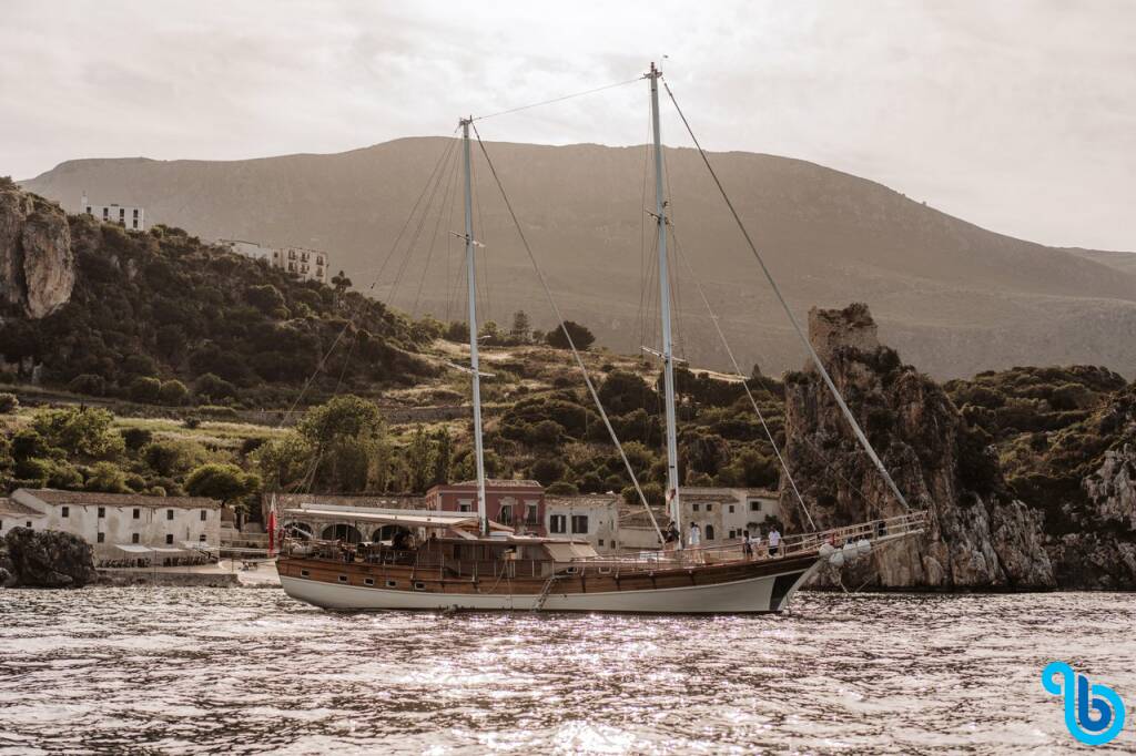 Hande - Capo Galera, Hande - Capo Galera