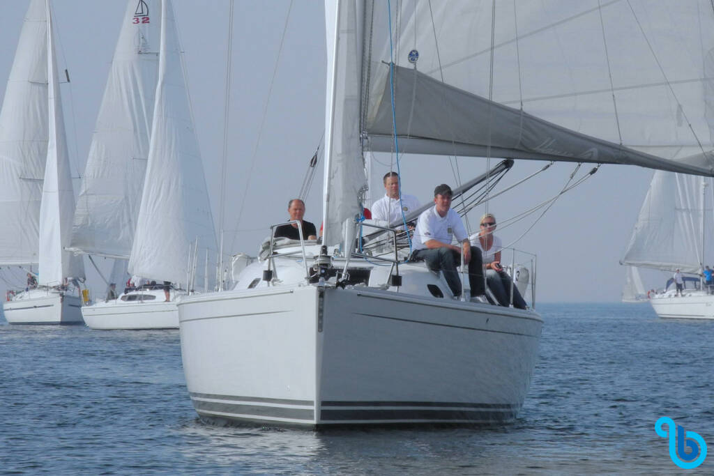 Hanse 370, Minie