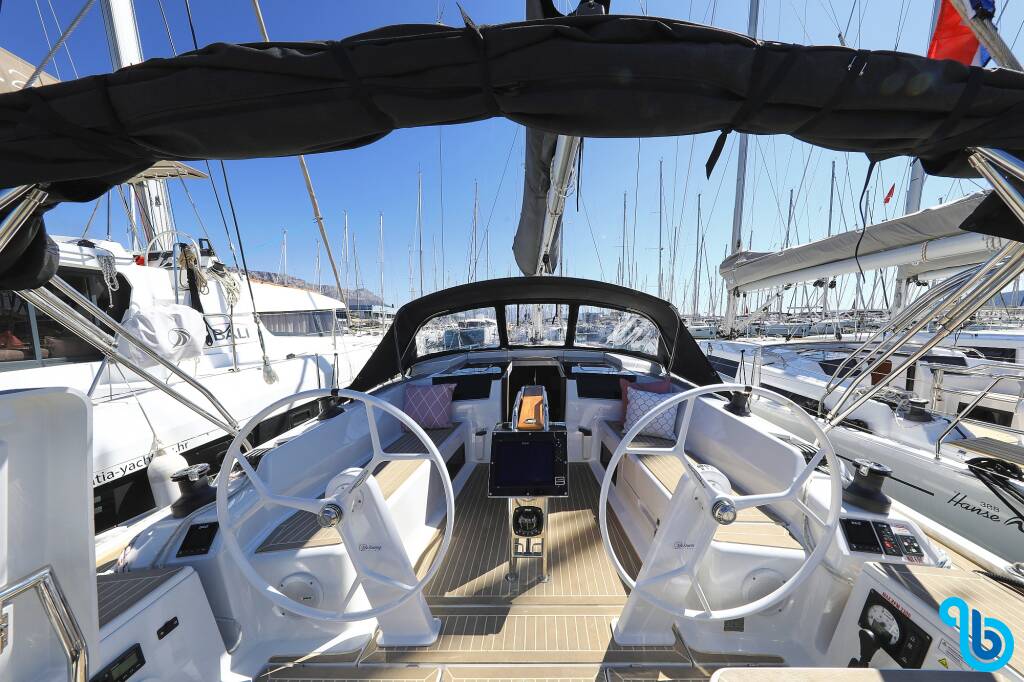 Hanse 418, 