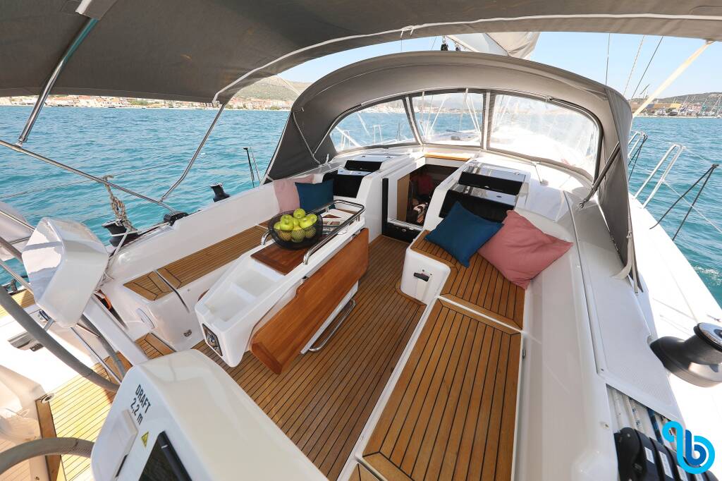 Hanse 458, One life