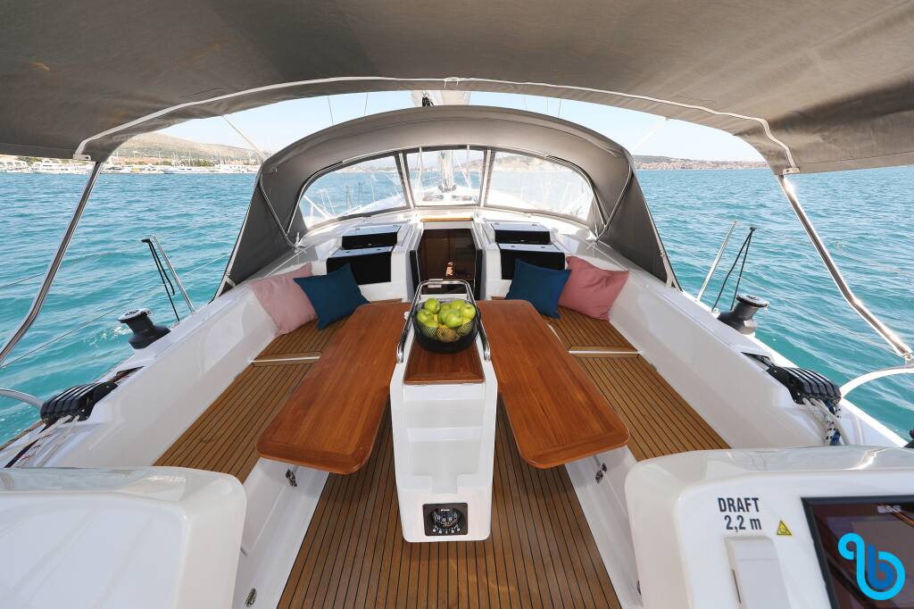 Hanse 458, One life