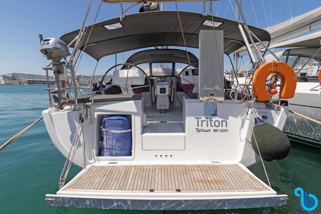 Hanse 458, Triton