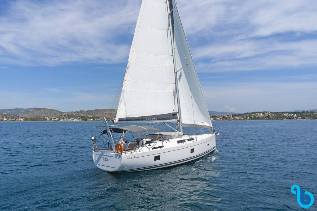 Hanse 458, Triton