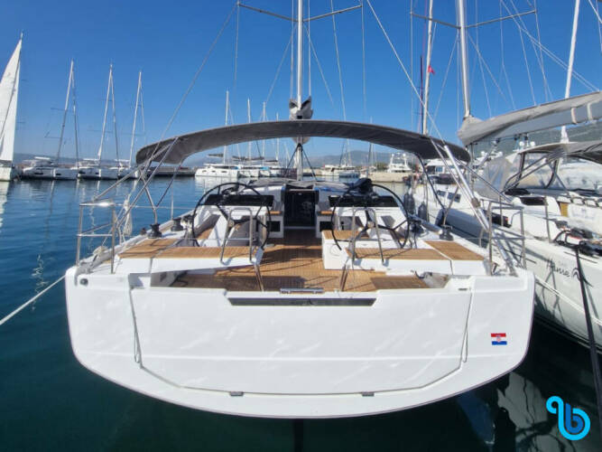Hanse 460 FEMI STAR