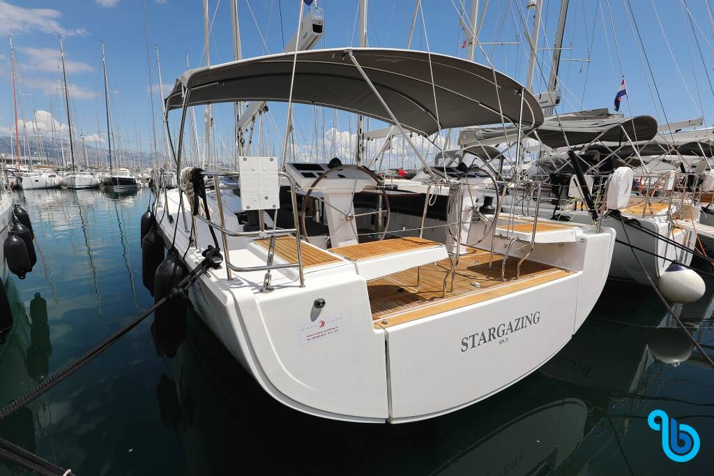 Hanse 548, 