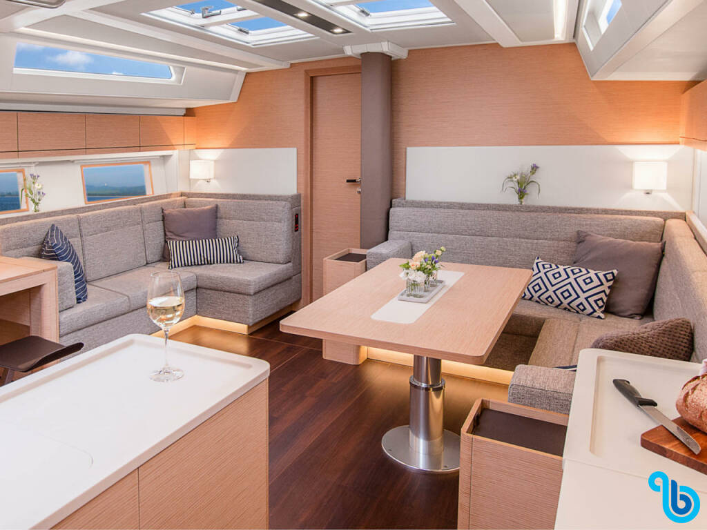 Hanse 548, 