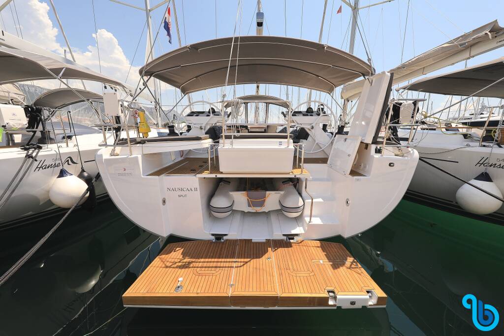 Hanse 588, 