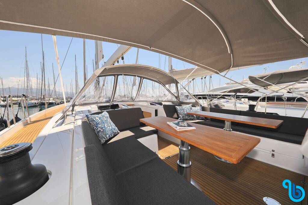 Hanse 588, 