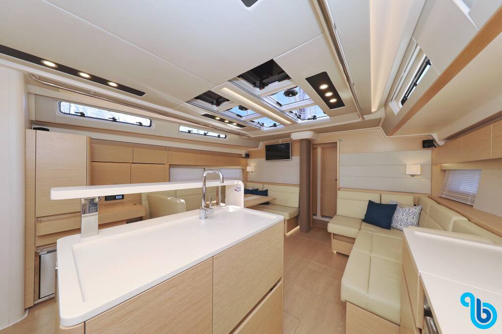 Hanse 588, 