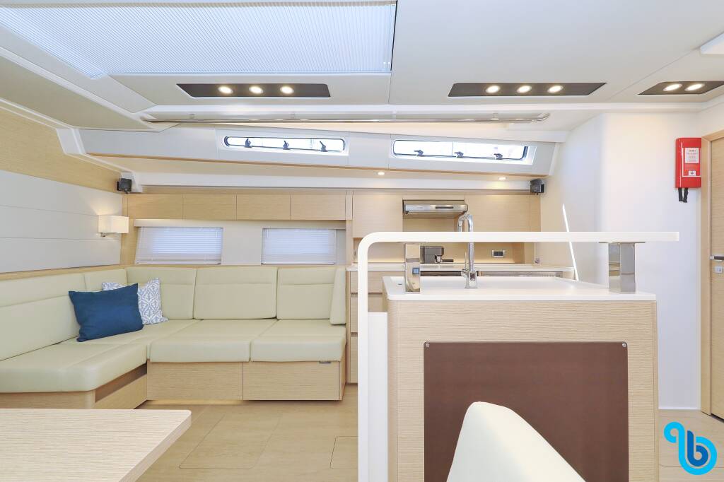 Hanse 588, 