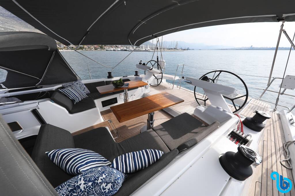 Hanse 588, 