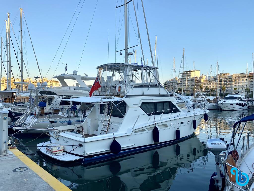 Hatteras 50 Convertible, Tipejyas