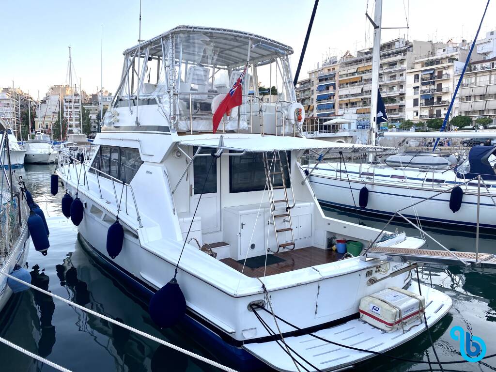 Hatteras 50 Convertible, Tipejyas