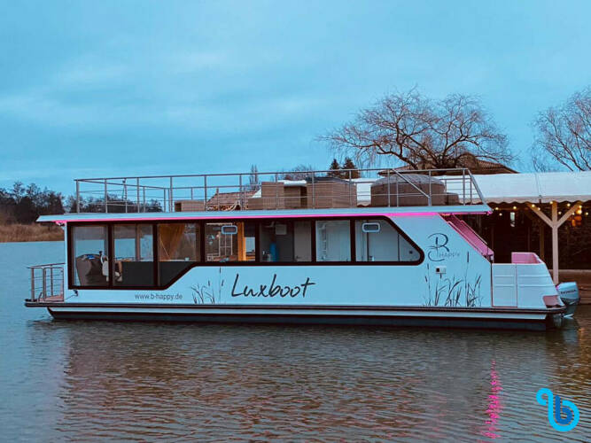 Houseboat  | Paris