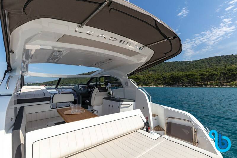 Jeanneau Leader 36, CHROMIA