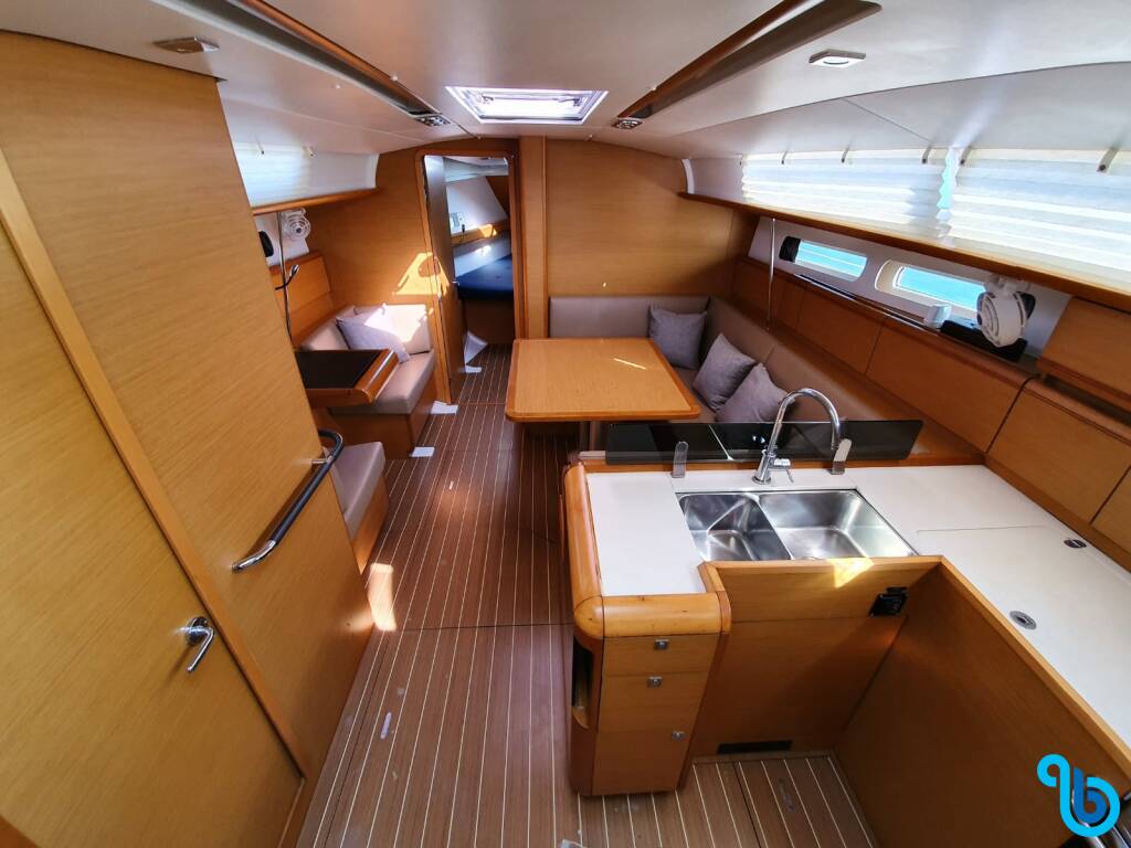 Jeanneau Sun Odyssey 409, T-Punch