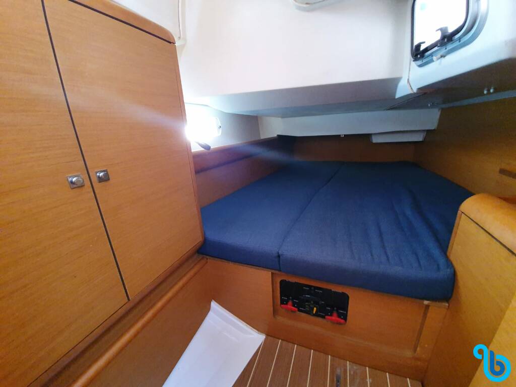 Jeanneau Sun Odyssey 409, T-Punch