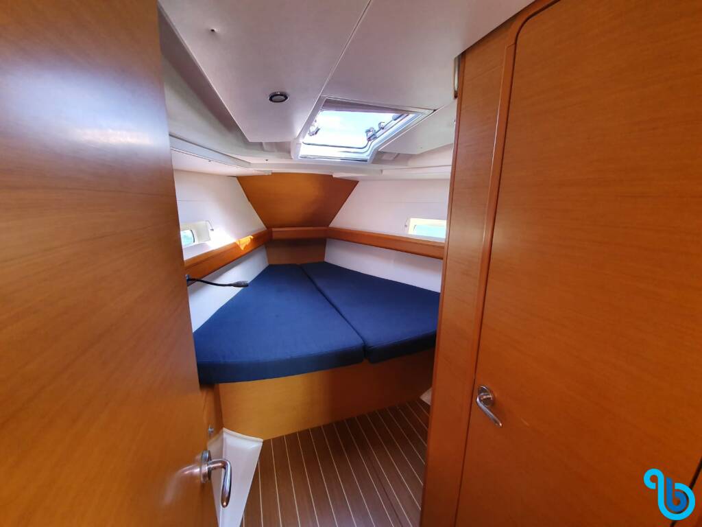 Jeanneau Sun Odyssey 409, T-Punch