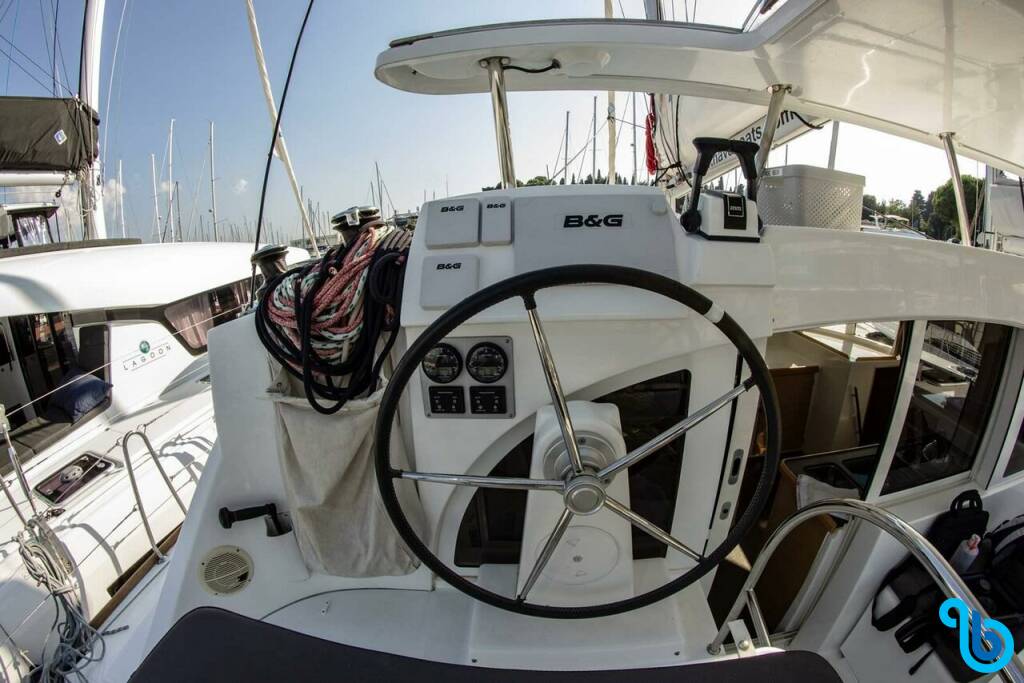 Lagoon 380 S2, Atenea