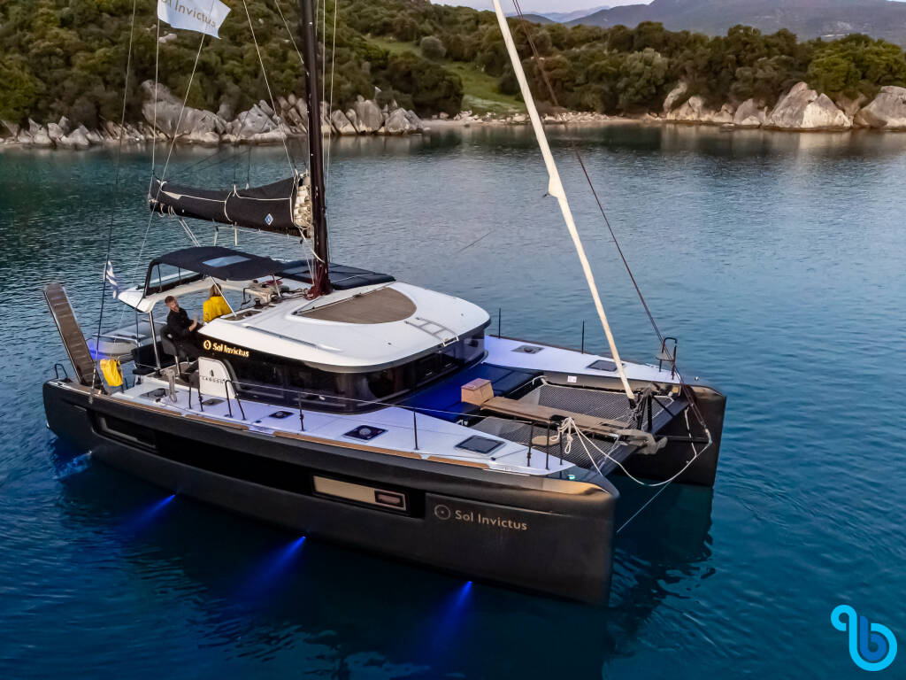 Lagoon 40, Sol Invictus VIP-equipped (AC/Gen/Watermaker)