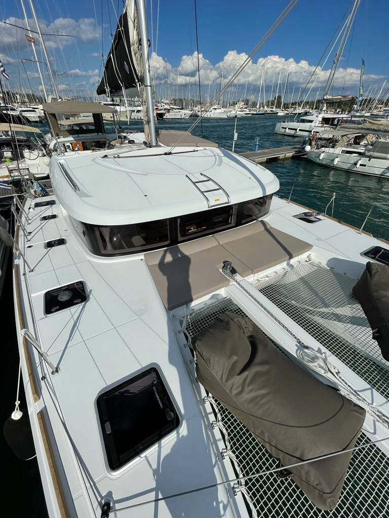 Lagoon 40, Fratelli