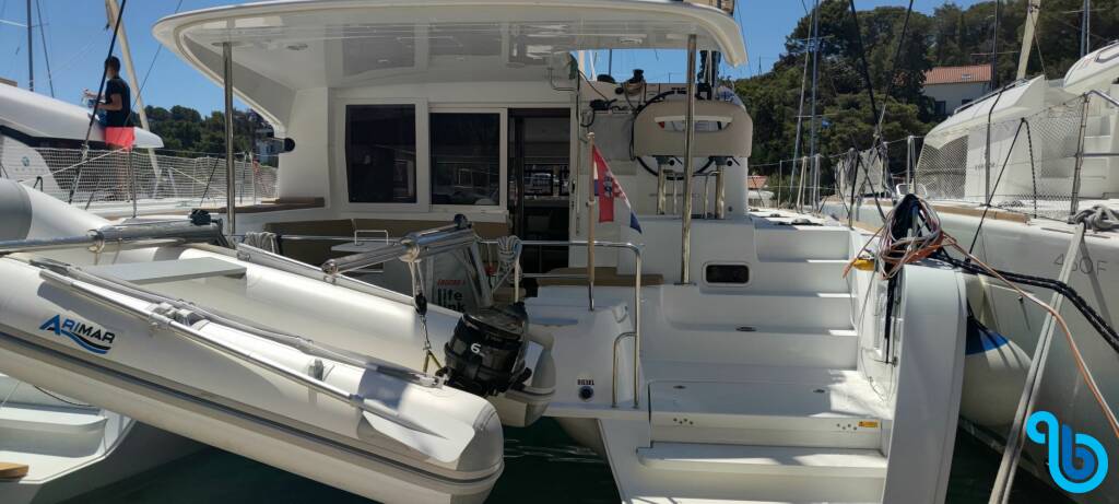 Lagoon 40, 