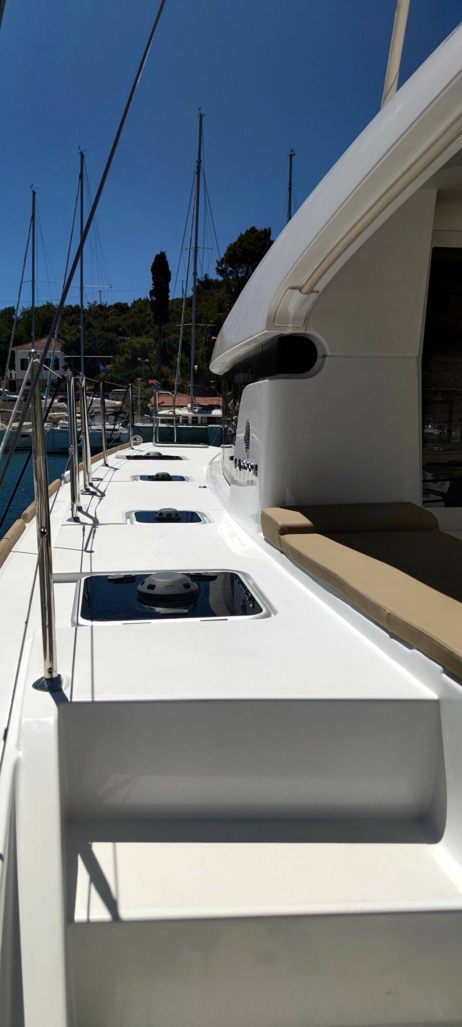 Lagoon 40, 