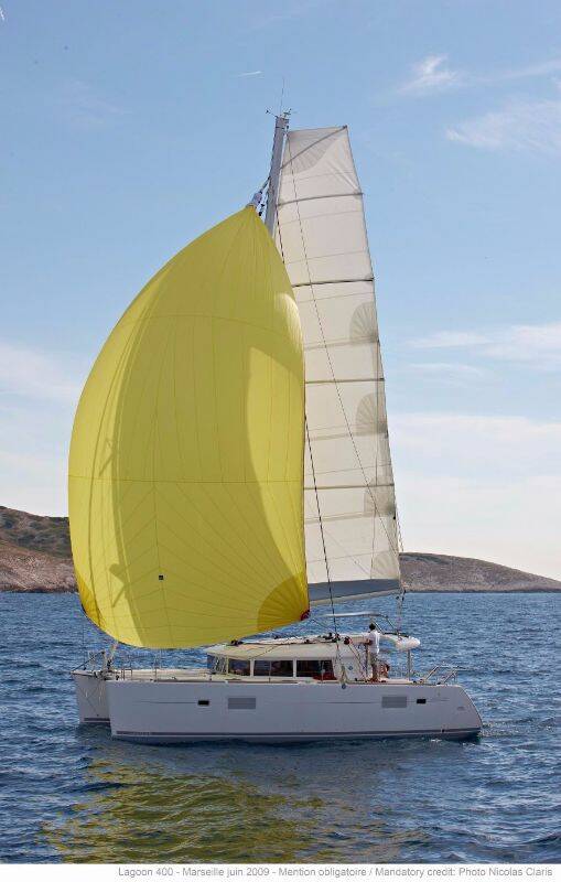 Lagoon 400, ECONOMY