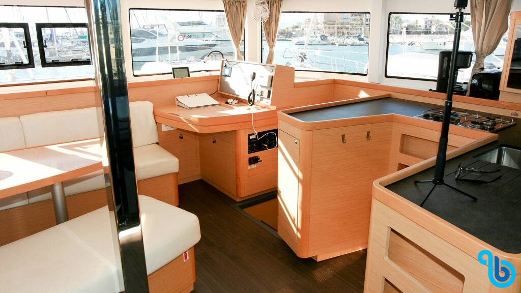 Lagoon 42-11 Personen, Moonlight