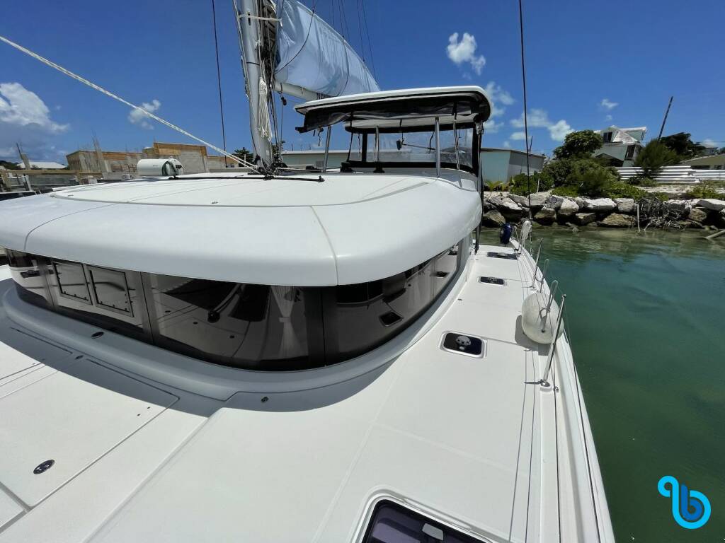 Lagoon 42, Blue Moon